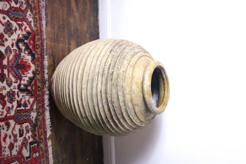 LARGE 19TH CENTURY GREEK OLIVE OIL JAR - ADDITIONAL PHOTO 18