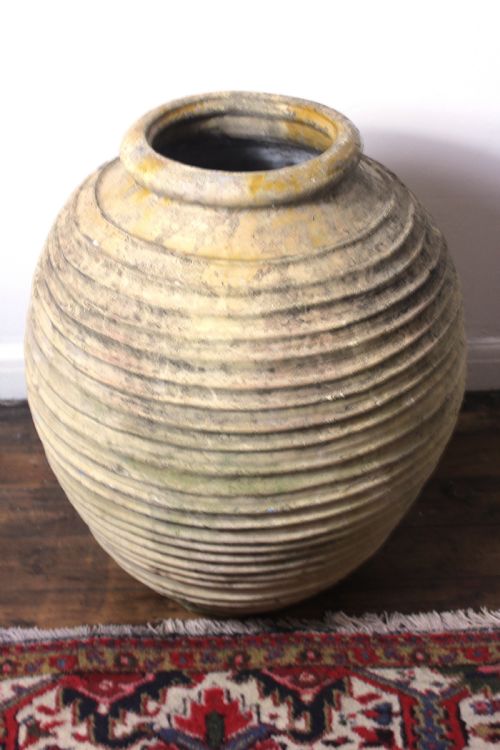 LARGE 19TH CENTURY GREEK OLIVE OIL JAR - ADDITIONAL PHOTO 19