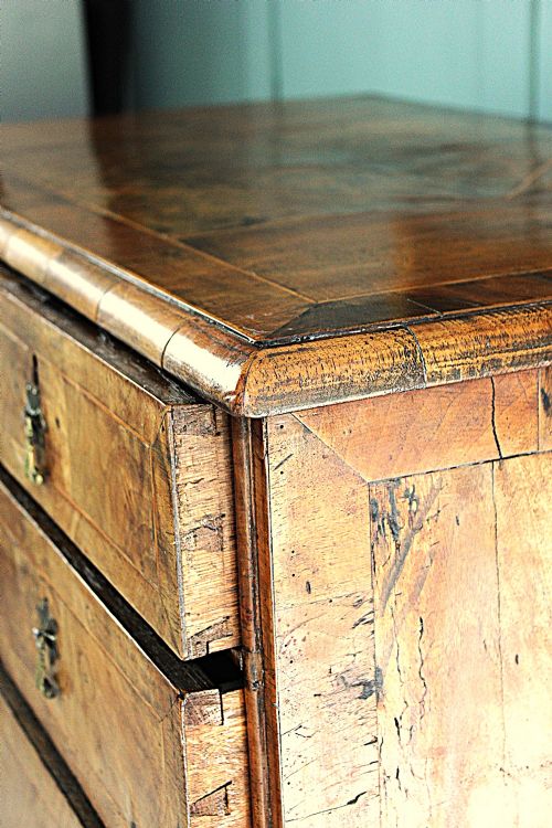 QUEEN ANNE BURR FIGURED WALNUT CHEST OF DRAWERS C1710 FINE COLOUR PROVENANCE EXCEPTIONAL EXAMPLE - ADDITIONAL PHOTO 9