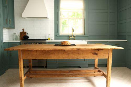 19TH CENTURY IRISH PINE FARMHOUSE TABLE - ADDITIONAL PHOTO 1