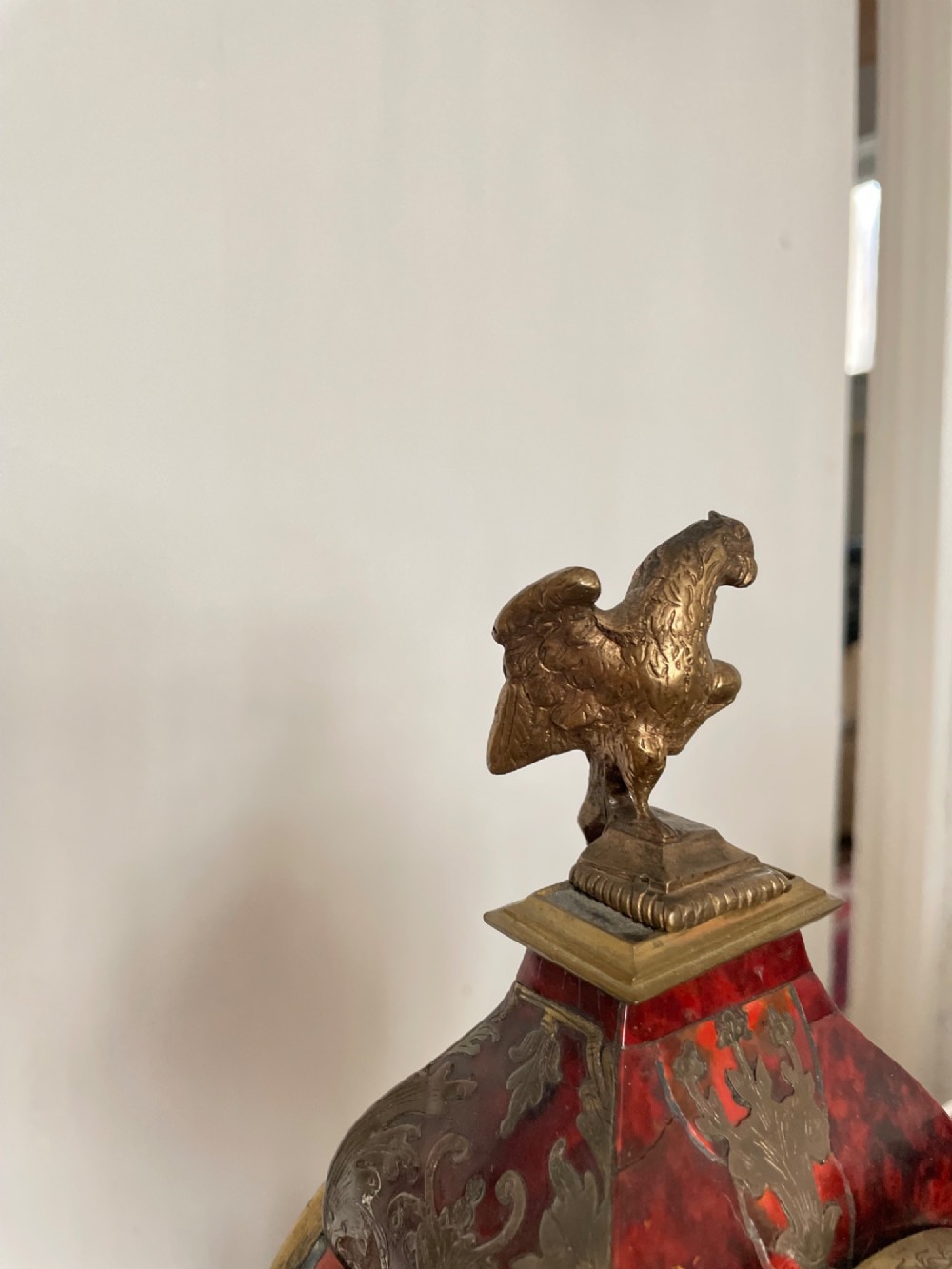 A Victorian Brass Boulle Inlaid Tortoiseshell Mantel Clock View XII
