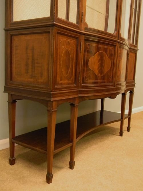 fig 2. A Fine Antique Edwardian Early 20th Century Inlaid Mahogany China Display Cabinet