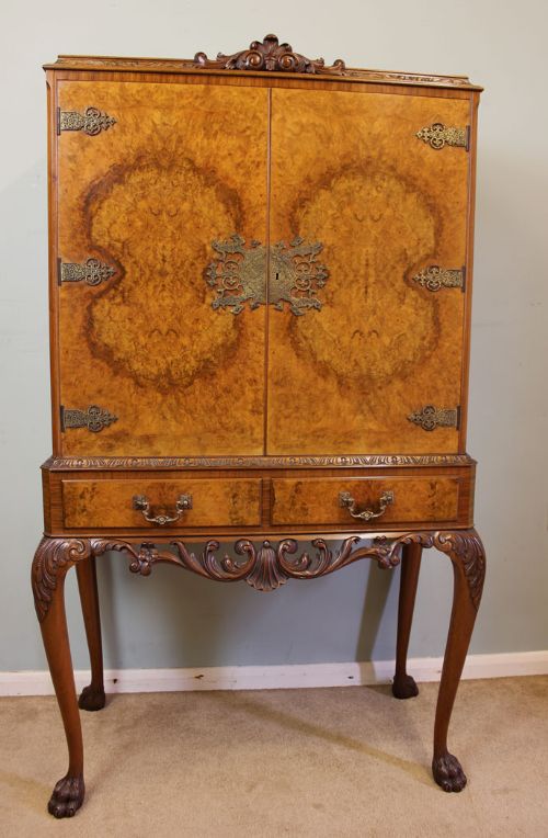Antique Burr Walnut Cocktail Drinks Cabinet,