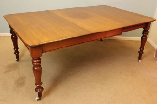 Antique Early Victorian Mahogany Extending Dining Table,