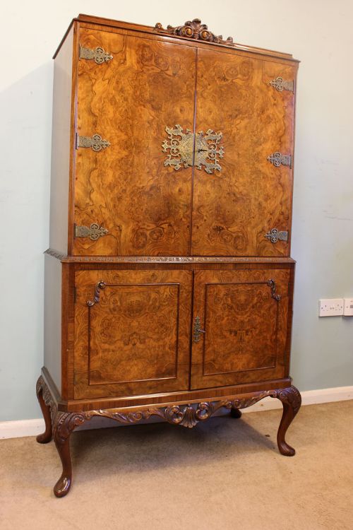Antique Burr Walnut Cocktail Drinks Cabinet