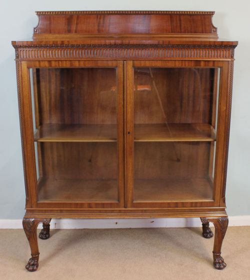 Quality Antique Mahogany Display Cabinet