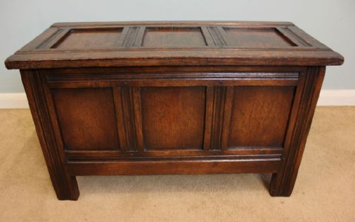 Small Panelled Oak Coffer / Chest