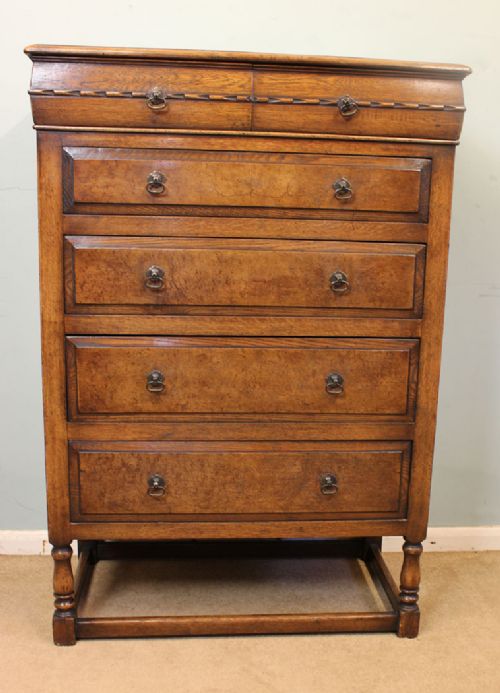 Quality Oak Chest of Drawers
