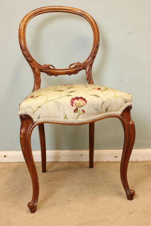 Victorian Walnut Desk Chair / Dressing Table / Side Chair