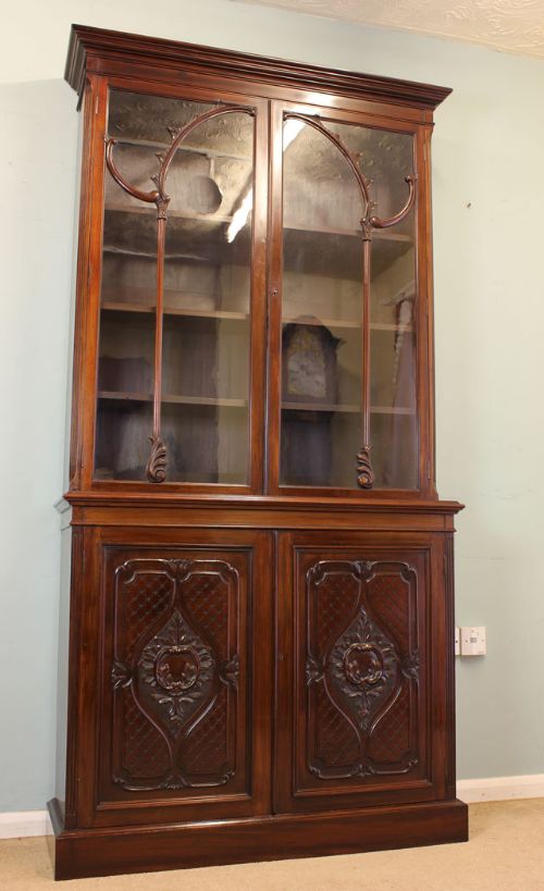 Antique Mahogany Cupboard Boocase / Cabinet