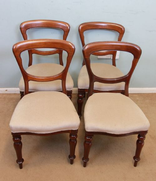 Set Four Victorian Mahogany Dining Chairs