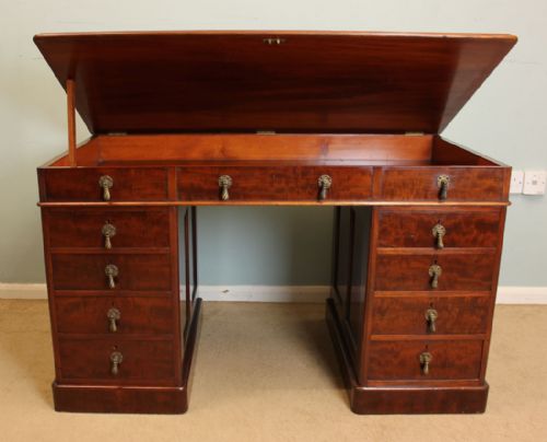 Victorian Mahogany Kneehole Pedestal Writing Desk