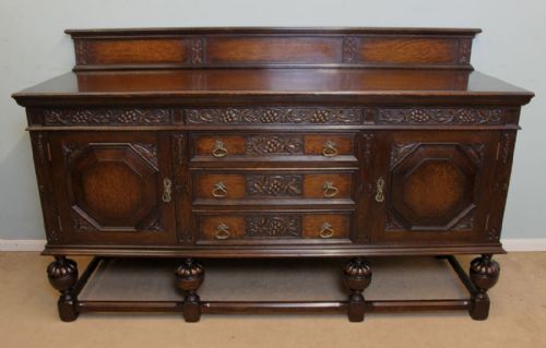Quality Solid Oak Sideboard / Dresser