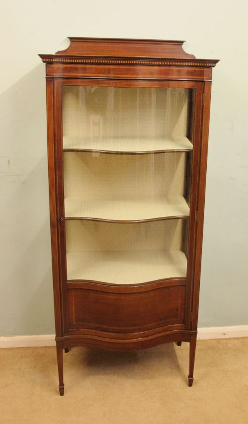 fig 1. Quality Edwardian Inlaid Mahogany Display Cabinet