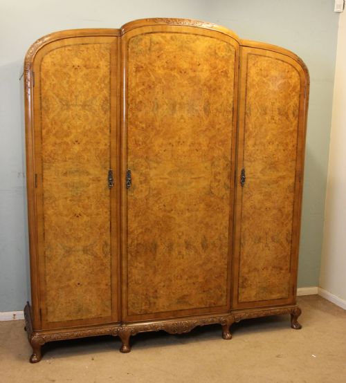 Quality Burr Walnut Wardrobe