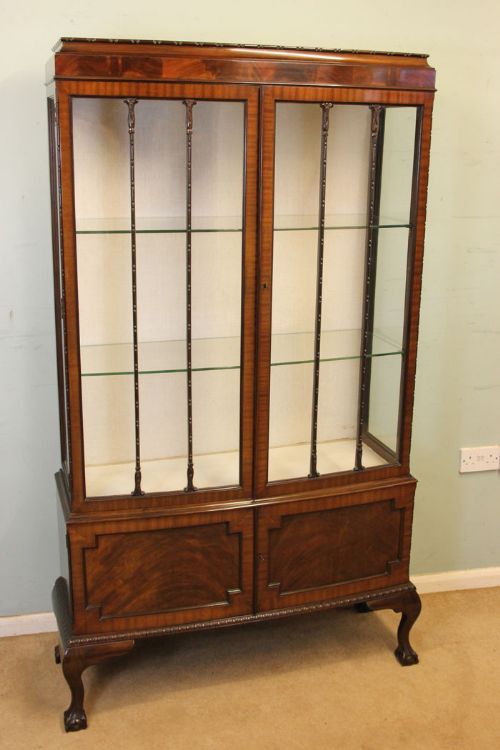 Mahogany Bow Front China Display Cabinet