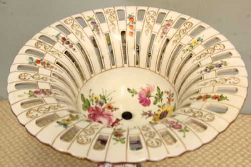 ANTIQUE GERMAN PORCELAIN COMPORT CENTRE PIECE - ADDITIONAL PHOTO 4