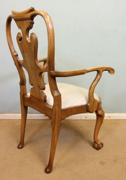 fig 1. Quality Antique Set Eight Queen Anne Style Walnut Dining Chairs.