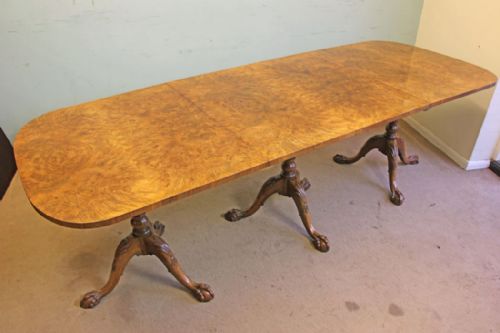 Burr Walnut Queen Anne Style 3 Pillar Dining Table