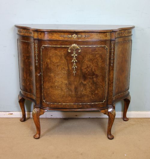Antique Burr Walnut Sideboard Shaped Credenza Side Cabinet