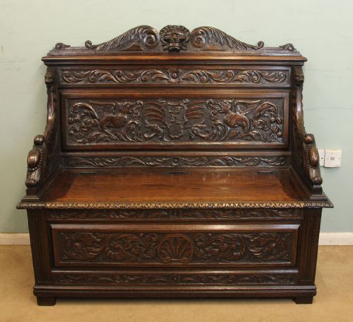 Antique Carved Oak Victorian Bench Settle.