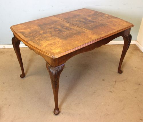 Burr Walnut Queen Anne Style Extending Dining Table