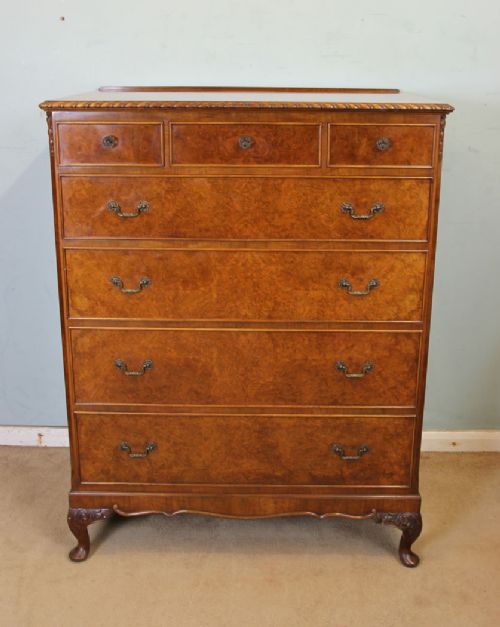 Quality Burr Walnut Chest of Drawers,