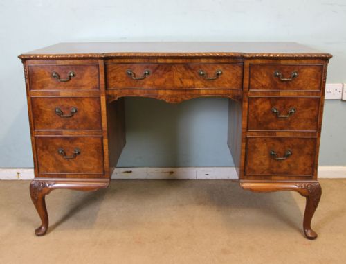 Quality Burr Walnut Dressing Table