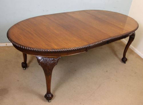 Antique Mahogany Oval Extending Dining Table
