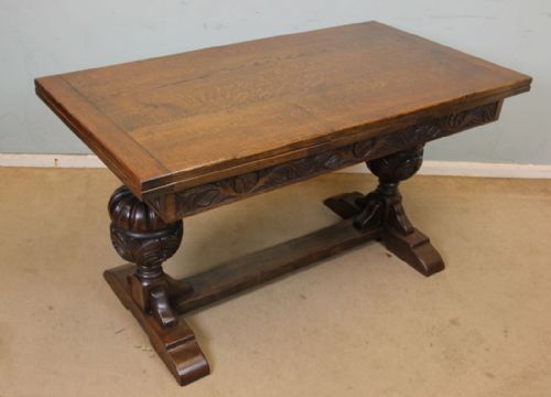 Refectory Oak Draw Leaf Farmhouse Extending Dining Table