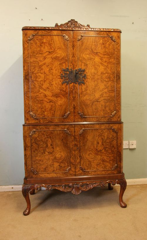 Burr Walnut Queen Anne Style Cocktail Drinks Cabinet