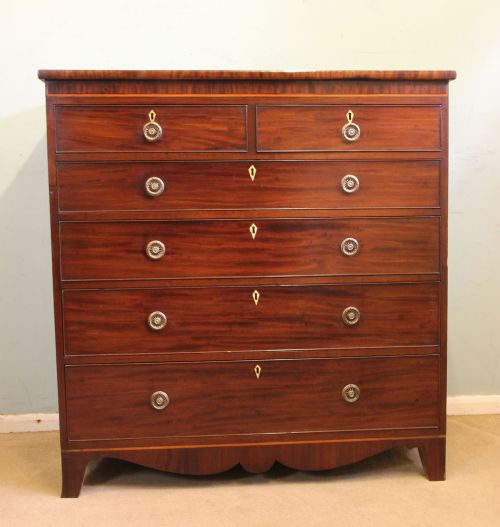 Antique Victorian Mahogany Chest of Drawers