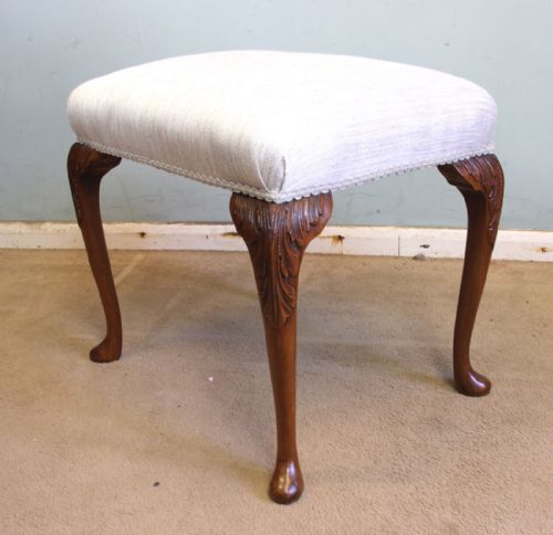 Queen Anne Style Walnut Dressing Table Stool