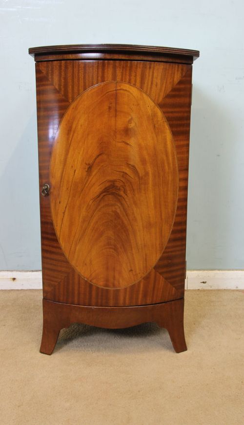 Antique Mahogany Bedside Cabinet