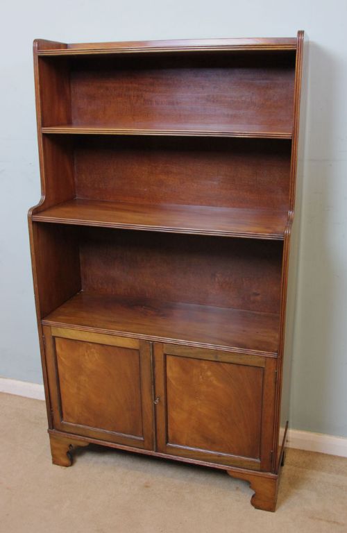 Mahogany Open Bookcase