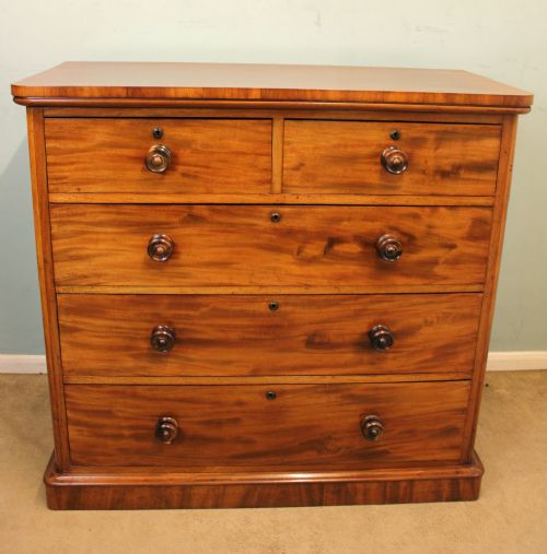 Antique Victorian Mahogany Chest of Drawers