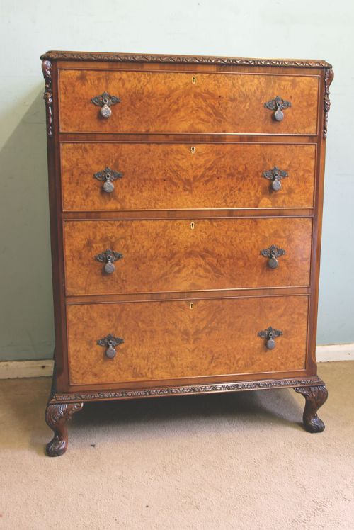 Quality Burr Walnut Chest of Drawers