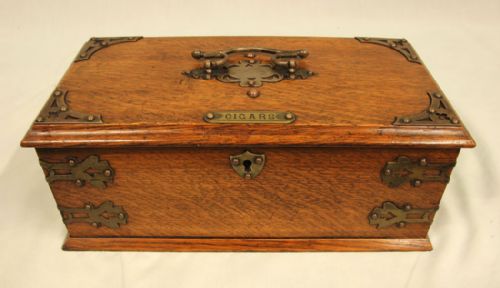 Antique Oak Cigar Box.
