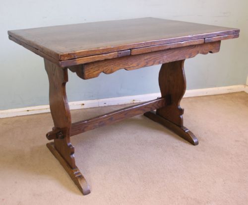 fig 1. Antique Refectory Oak Draw Leaf Dining Table