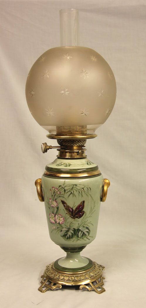Antique Victorian Vase Oil Lamp
