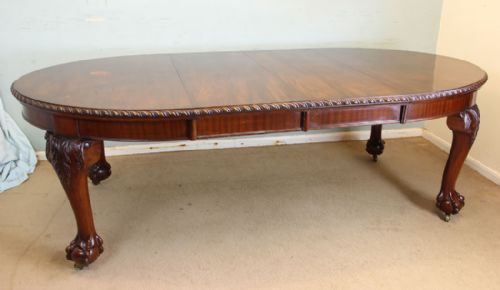 Antique Mahogany Extending Dining Table