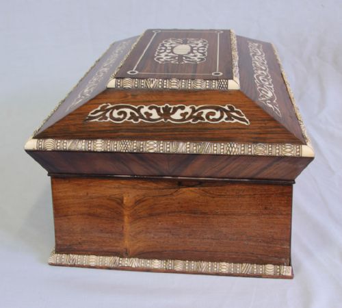 ANTIQUE VICTORIAN ROSEWOOD INLAID SARCOPHAGUS SHAPED SEWING BOX - ADDITIONAL PHOTO 3