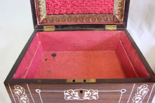 ANTIQUE VICTORIAN ROSEWOOD INLAID SARCOPHAGUS SHAPED SEWING BOX - ADDITIONAL PHOTO 10
