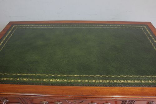 ANTIQUE VICTORIAN EDWARDIAN MAHOGANY KNEE HOLE PEDESTAL WRITING DESK - ADDITIONAL PHOTO 7