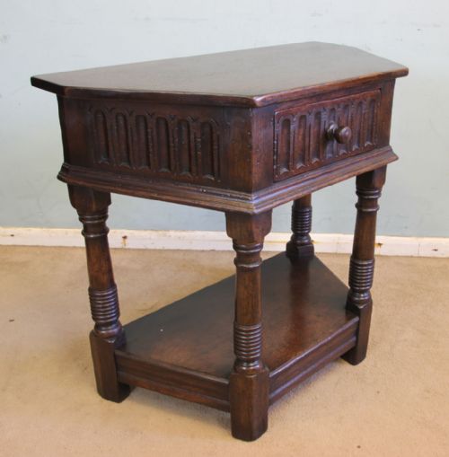 ANTIQUE OAK SIDE TABLE - ADDITIONAL PHOTO 1