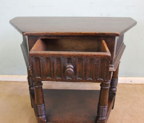ANTIQUE OAK SIDE TABLE - ADDITIONAL PHOTO 9