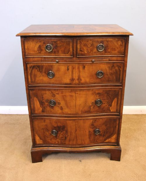 Small Antique Burr Walnut / Yew Wood Chest of Drawers.
