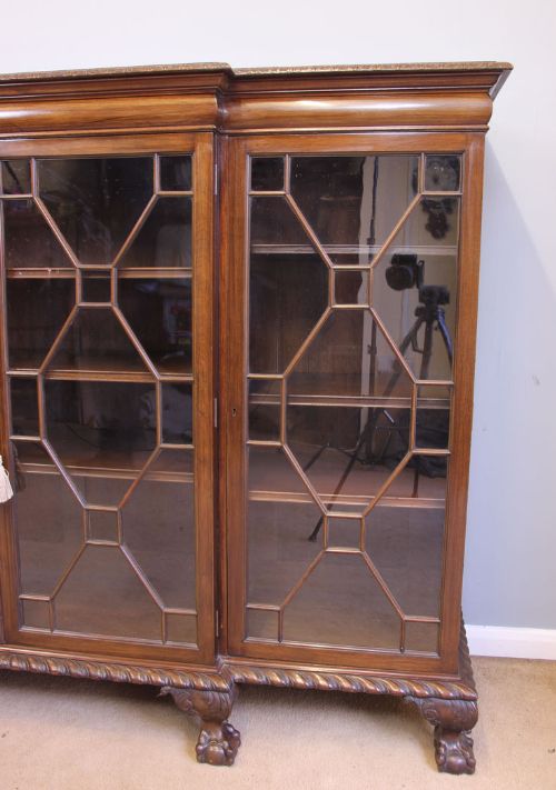 fig 1. Breakfront Antique Mahogany Bookcase.