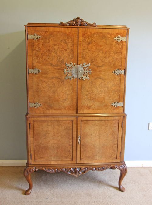 Burr Walnut Queen Anne Style Cocktail Drinks Cabinet.
