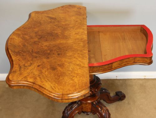 VICTORIAN ANTIQUE BURR WALNUT SERPENTINE FRONT CARD GAMES TABLE - ADDITIONAL PHOTO 6